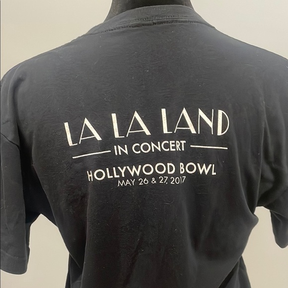 La La Land In Concert Graphic T-Shirt women’s xs - Picture 2 of 2